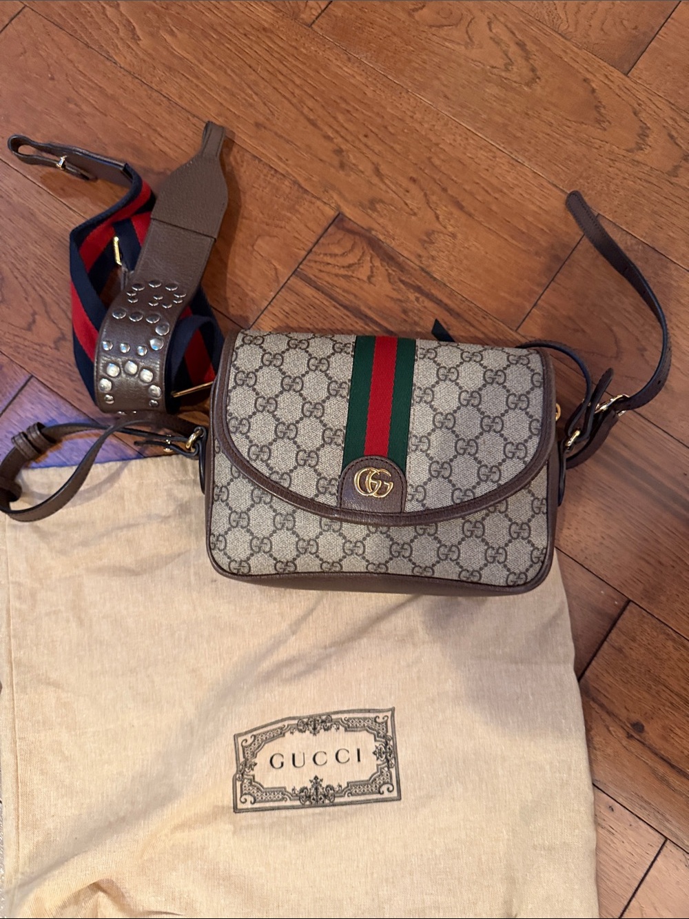 AUTHENTIC GUCCI GG Supreme Canvas Crossbody with Green and Red Web Stripe